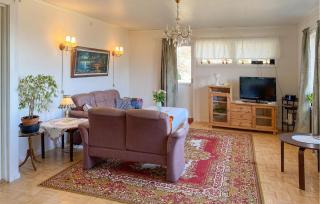 3 Bedroom Awesome Home In Gjemnes - 8