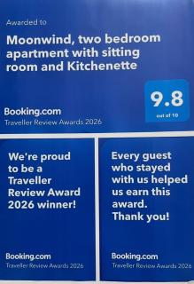 Moonwind, two bedroom apartment with sitting room and Kitchenette - 9