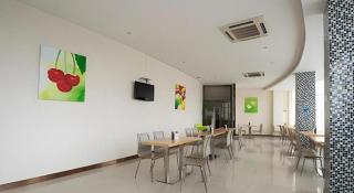 City Comfort Inn Yulin Walking Street - 6