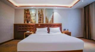 James Joyce Coffetel Lijiang Ancient City Dashuiche - 4