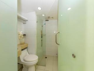 Shell Hotel Shanghai Expo Changqing Road Metro Station - 4