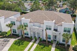 Pool Home Near Disney Sleeps 10 BBQ Stylish Stay - 9