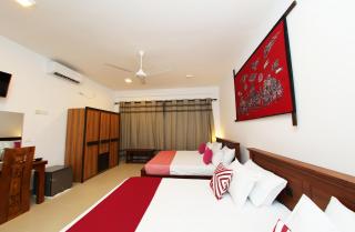 Hotel Emerald Green - 8