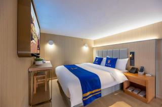 Super 8 Hotel Beijing South Railway Station Majiabao Metro Station - 1