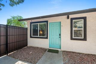 Empress Retreat in Heart of DT PHX - 8