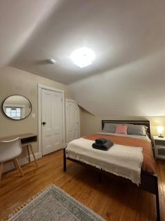 -No32- Comfy Room in a House - Steps away from Harvard Square & Red Line T Station at Cambridge Boston - 6