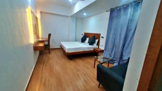 The Plush Stays - Best Budget Luxury stay ISBT Dehradun - 2