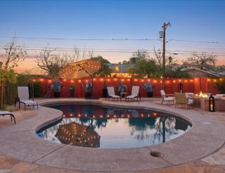 Tucson Private Pool Oasis with Game Room and Fire Pit - 8