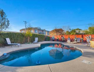 Tucson Private Pool Oasis with Game Room and Fire Pit - 0