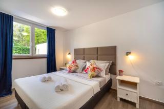 Karlo with private pool - 2