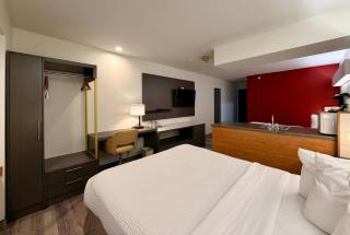 Ramada Limited by Wyndham, Bloomington I-55 & I-74 IL - 1