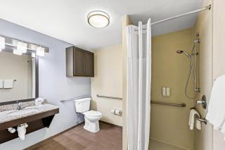 MainStay Suites Lufkin - 5