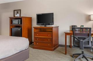 Quality Inn Bucyrus North - 1