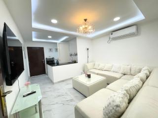 1BR Apartment with Kitchen & Bathroom 13 - 8