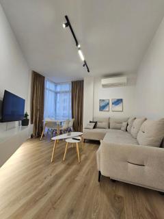 Triangle Apartment - 1