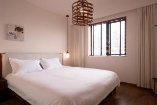 Lu In Home With City Veiw-Family Suite 3BR 4 Beds Sleeps 8-West Nanjing Rd Subway-Near People's Square-Credit Cards Accepted - 3