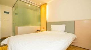 7 Days Inn Harbin West Railway Station - 1