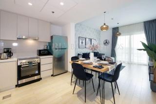 1br Canal View in Waters Edge Yas - 4