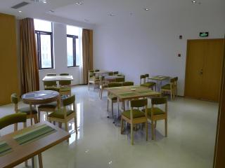 GreenTree Inn Shanghai Caohejing Development Zone Songjiang Park Jiuxin Road Business Hotel - 6