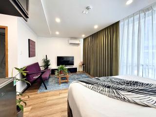 Jazz Living - Tropical Apartment 5 minutes walk from landmark 81 - 3