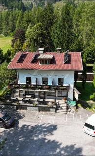 Tattoo PENSION mit Restaurant und Tattoo-Studio - 0