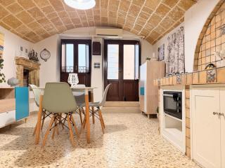 Perla Del Borgo - 2