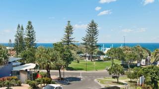 Unit 2 'fair Haven' Kings Beach - 6