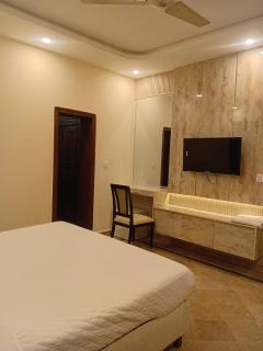 New Comfort Residency - 9