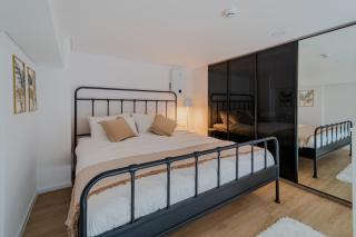 5 Star Luminous Sukhumvit Infinity Pool Gym Sauna - 5