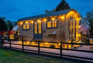 Secluded Countryside Shepherd's Hut on Working Farm near Audley - 0