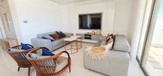 3 bdr Penthouse with sea view pool - By Amdar Holiday Apartments - 6