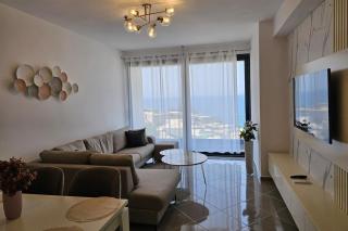 Sunset Luxury Apartment - Happy Rentals - 7