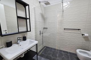 Sunset Luxury Apartment - Happy Rentals - 4