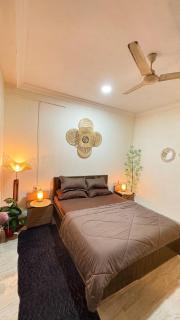 Cozy Retreat in Royal Palms - 5