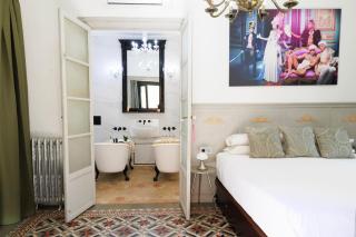 Dog Admiral - Urban Guest House - 9