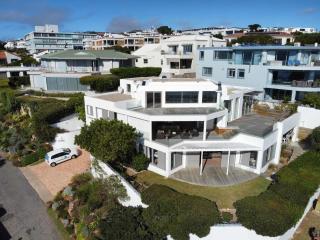 Longhope - Seaside 4BD Villa - 3