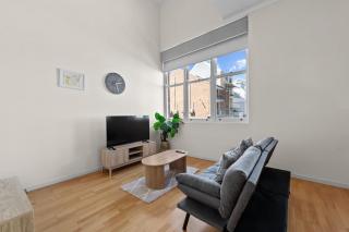Modern 1-Bed Apartment in Spring Hill - 7
