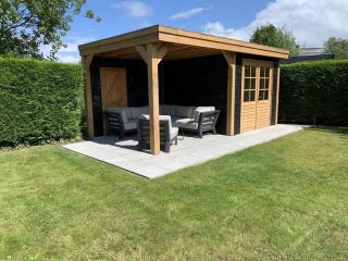 Lovely bungalow with garden - 8