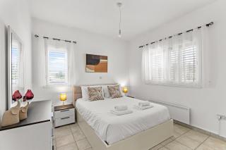 Paradise Gardens Rooftop Apartment | Private Terrace & Pool BY VICHY Holidays - 8