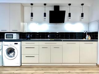 ApartPoltava НОВА ексклюзивна мансарда з виходом на дах в ЦЕНТРІ міста - 2