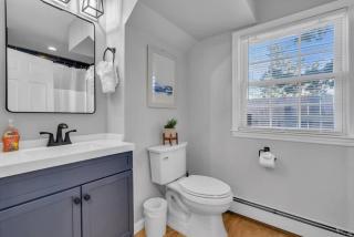 Fast Wifi | Keurig Coffee | Balcony | Linen+Towels - 5