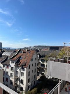 Stylish 2BR with Stunning Zurich Views - Tilia 41 - 6