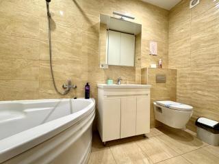 ApartPoltava СВІТЛО ЦІЛОДОБОВО Вишукані апартаменти, 2-ОКРЕМІ КІМНАТИ, квартира в НОВОМУ будинку, Банківський ЧЕК - Poltava - 5