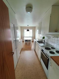Big 4 bedroom apartment with 4 beds - 9