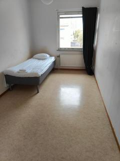 Big 4 bedroom apartment with 4 beds - 5