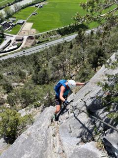 Charmante Dachwohnung mit Kamin&Schlossblick - 3