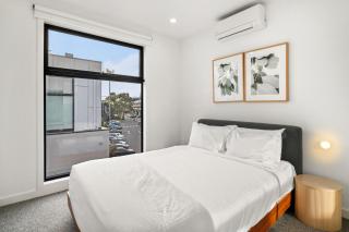 Chic Home with BBQ & Outdoor Dining - 5