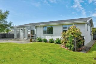 3 bedroom hidden gem - 5