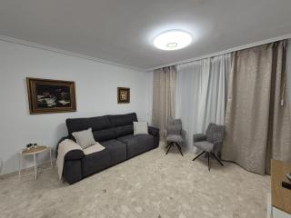 Home2Book Stylish & Roomy Santa Cruz City Center - 3