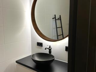 Breda Apartment w Kitchen & Private Bathroom 2p - 1